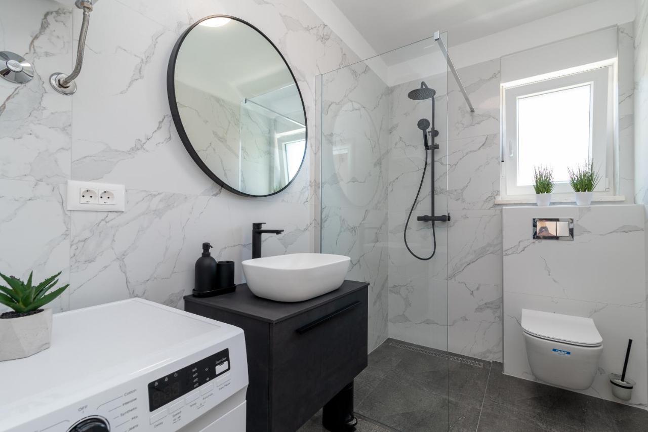 Infinity Residence Trogir Buitenkant foto