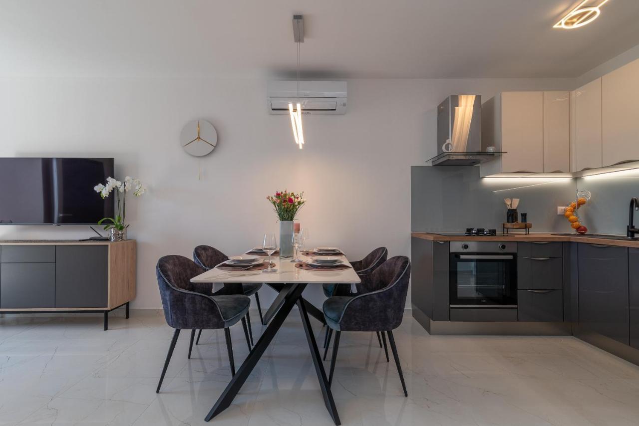 Infinity Residence Trogir Buitenkant foto