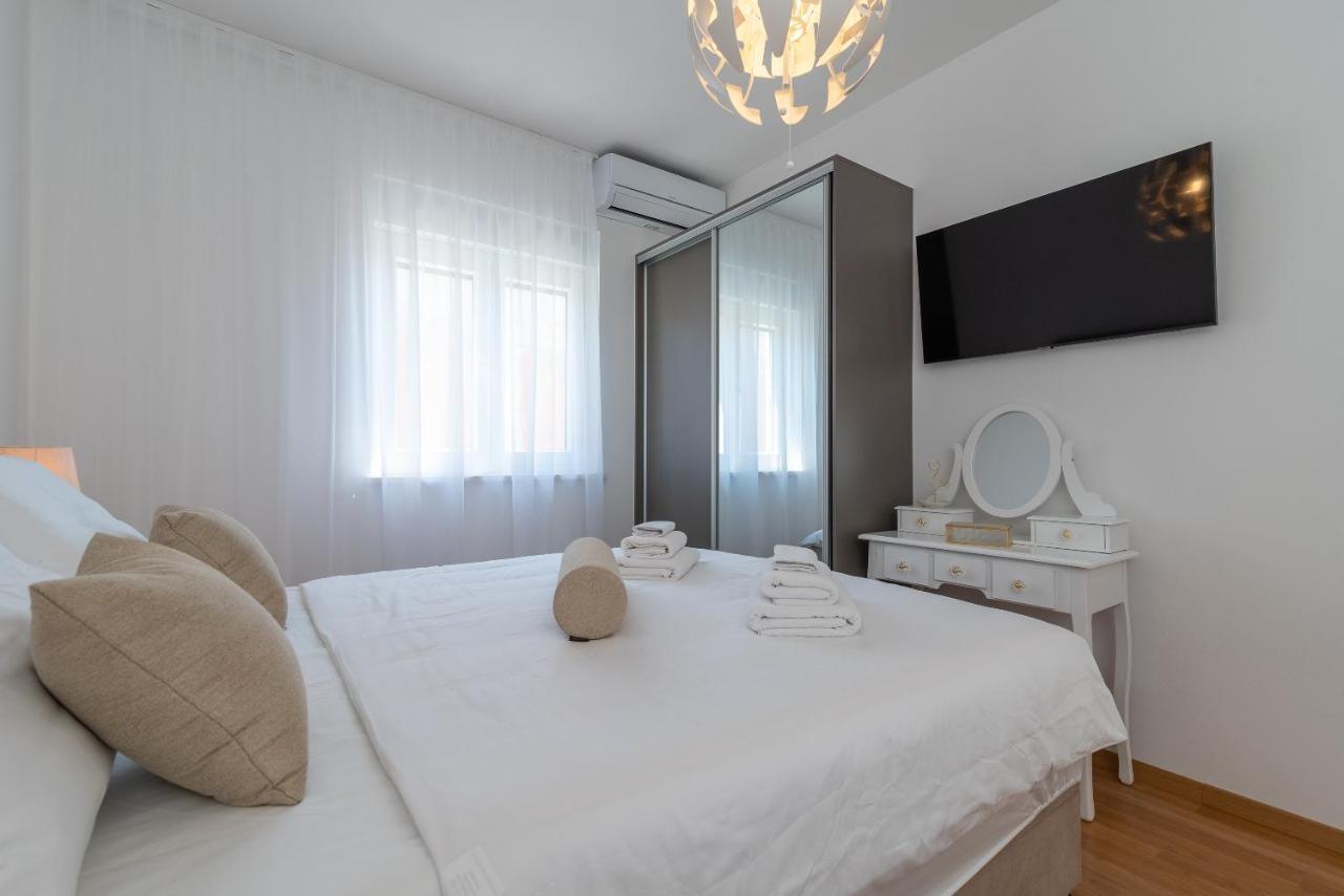 Infinity Residence Trogir Buitenkant foto